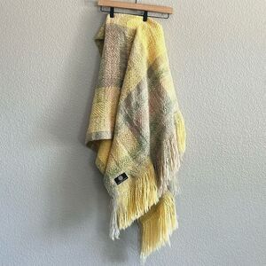 Kennebunk Weavers Vintage Chunky Woven Throw Blanket 70x40" Pastel Yellow Fringe